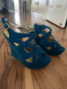 blue velvet wedges