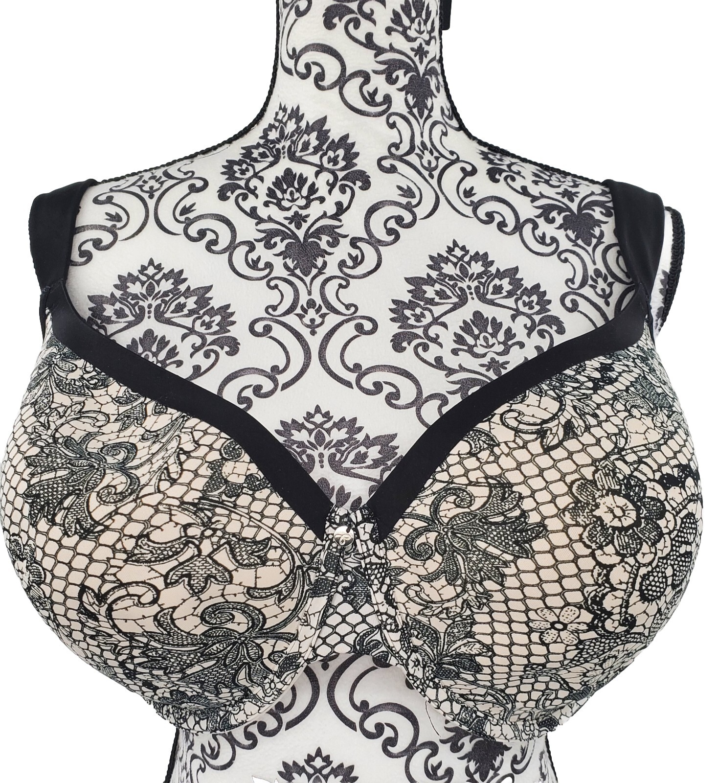 Cacique Lightly Padded Wireless Black & Beige Paisley Floral Print Size 46D Nice