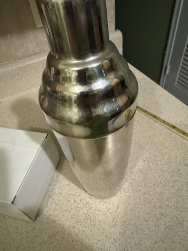 Extra Large Metal 3 piece cocktail shaker barware 13.5 Inches tall - Picture 4 of 9