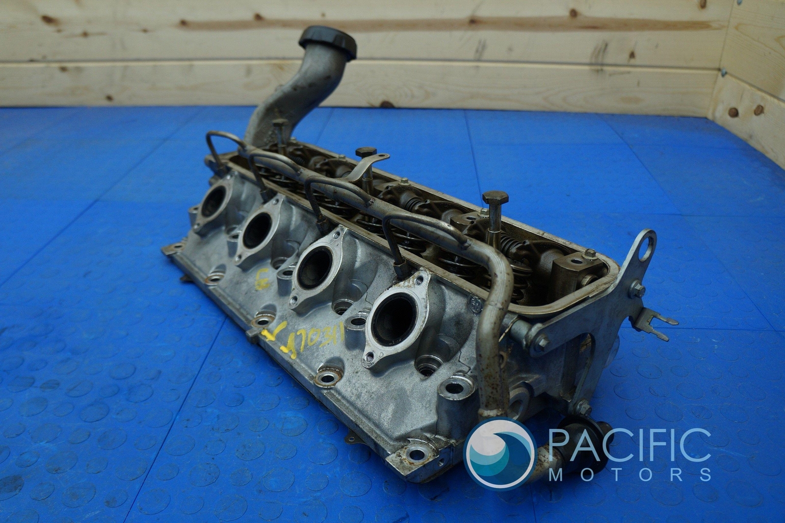LH Complete Cylinder Head Assembly & Valve Cover PB100658PC Bentley Arnage