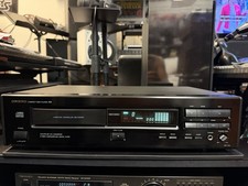 ONKYO CD PLAYER R1 DX-710, TESTED WOKS 100 WITH REMOTE AND MANUAL