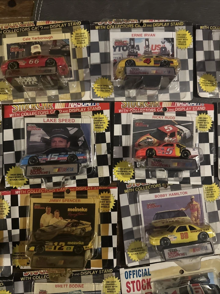 Vintage Diecast Nascar Collectible Cars Lot and collectors cards   - Image 3 of 4