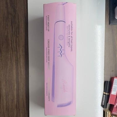 Mermade Crease-Free Deep Waves Fast Heat Up Pink Hair Waver Unisex Styler
