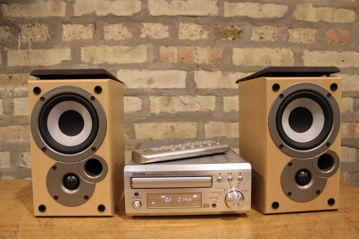 Denon Ud-M30 HI-FI CD stereo system w/remote SERVICED Fully