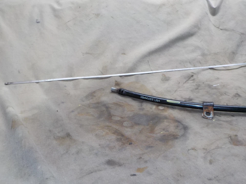 94-00 Dodge Ram 2500 3500 Diesel engine oil dipstick and plastic holder tube Foto 3 de 4