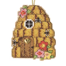 Bee Hive House Beaded Cross Stitch Kit Mill Hill Garden Gnomes 2022 MH162214