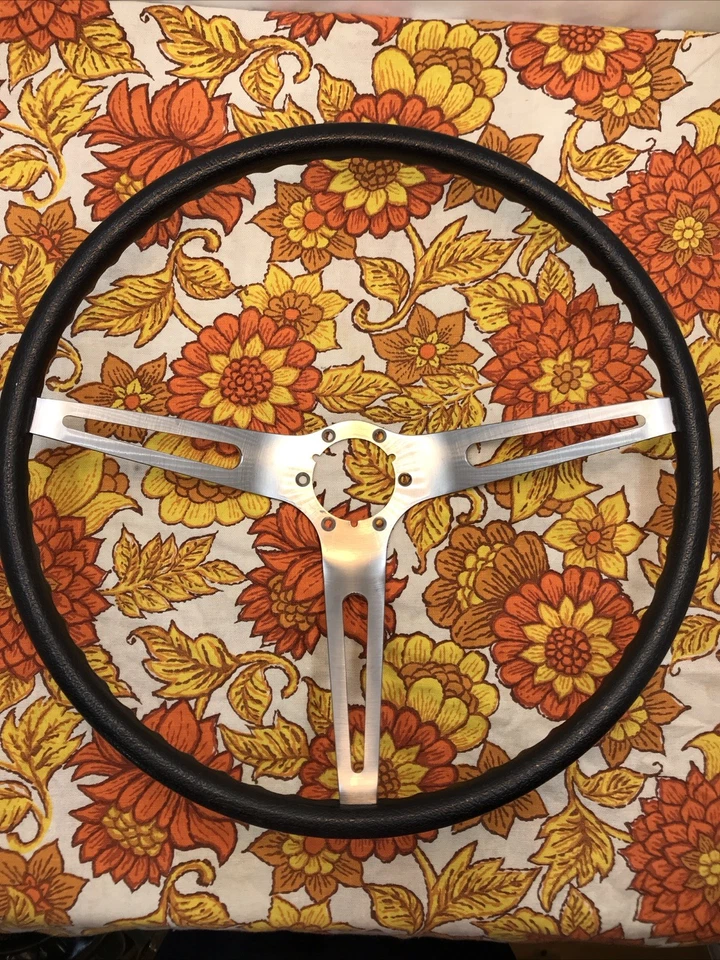 Chevrolet Corvette 1963 1964 1965 1966 original negro volante de 3 radios OE Foto 4 de 4