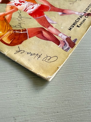 Vintage 1946 College Basketball National Tournament Program Kansas City signiert - Bild 2 von 13