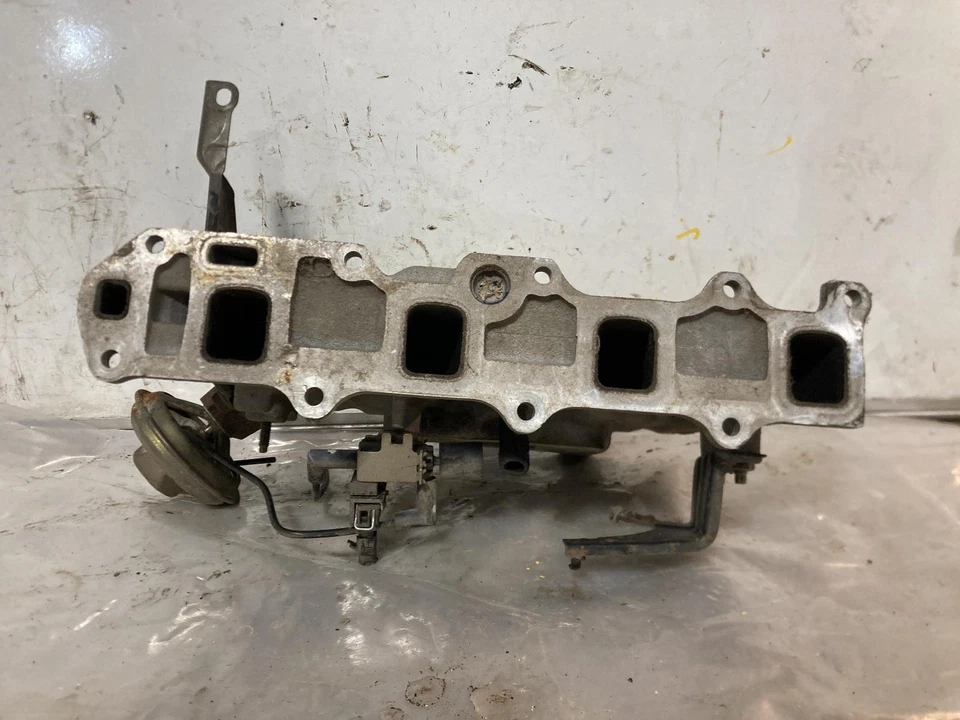 Used Engine Intake Manifold fits: 1993 Saturn Saturn s series SOHC Grade A Foto 3 de 4
