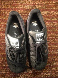 navy blue shell toe adidas