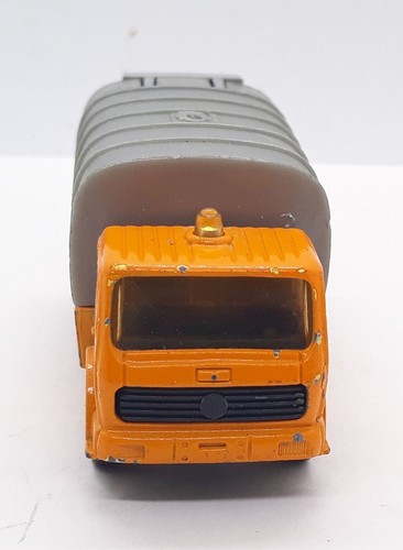 Majorette - Mercedes Refuse / Garbage Truck - #218 - 1:100 Scale - - Picture 6 of 7