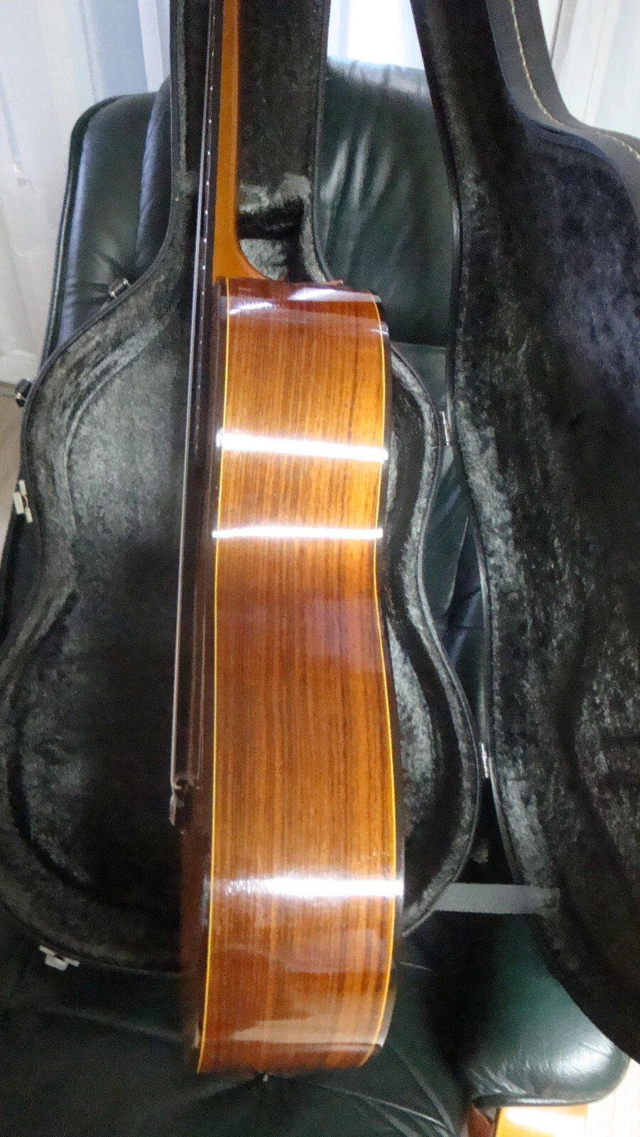 Picture 3 of 8