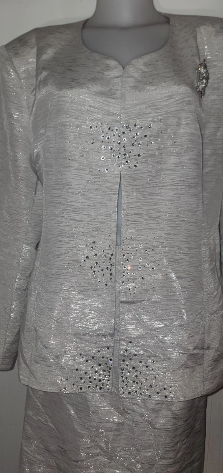 Vtg MOSHITA COUTURE Sz 24W Women's Silver Sparkle Beaded 2 Piece SKIRT SUIT  - Image 3 of 4