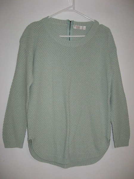 MIRACLE MINT GREEN LONG SLEEVE JUMPER WITH BACK ZIP+CURVED HEM SIZE S/M