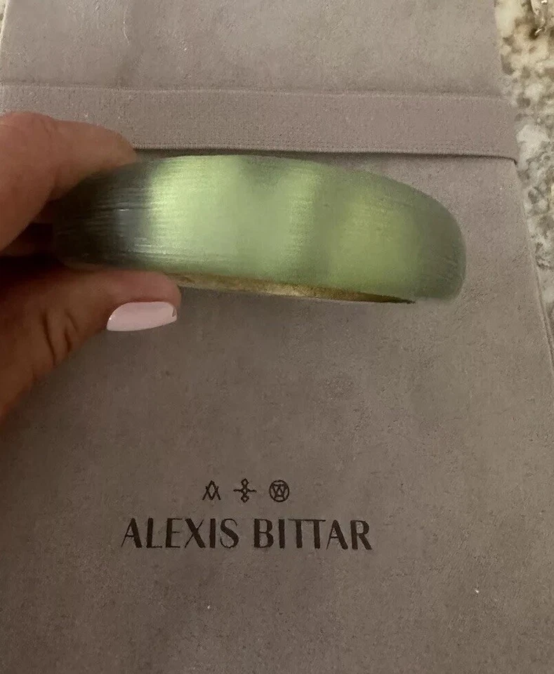 Brazalete ancho cónico 100 % auténtico Alexis Bittar verde lucita