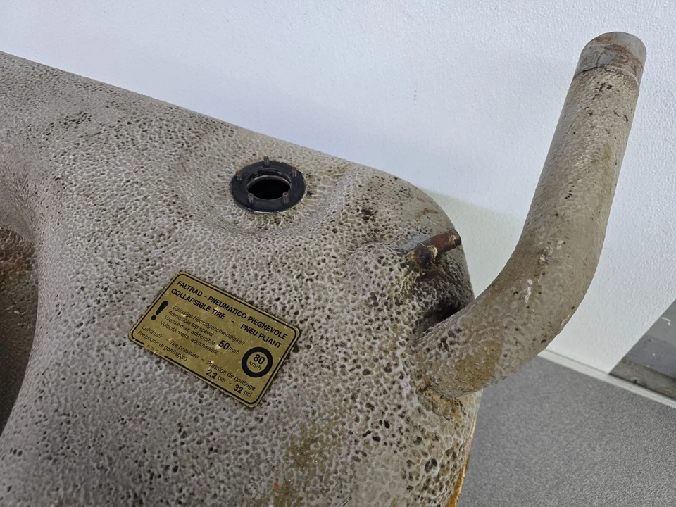 BONITO TANQUE DE GASOLINA ORIGINAL USADO ORIGINAL PORSCHE 911 930 62 LITROS 1978-86 Foto 4 de 4