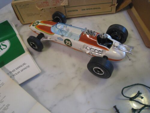 Vintage 1960s Testors Sprite Indy Racing Car Gas Powered Tethered w Box & Papers - Picture 3 of 16