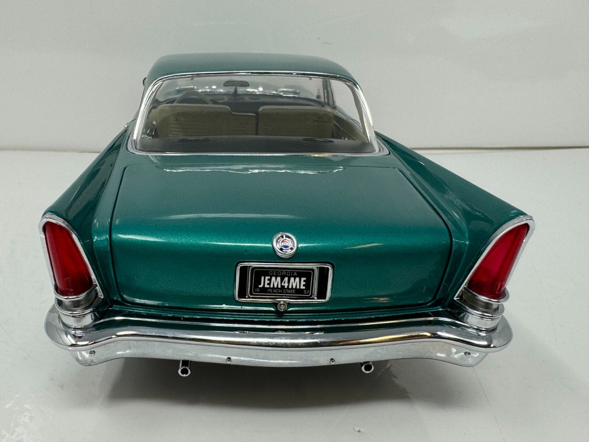 ミニカー ERTL Collectibles 1/18 1957 Chrysler300C 1/18 1957 CHRYSLER 300 C IN BLACK BY ERTL / RACING CHAMPIONS
