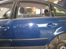 TÜR Hinten Links VW Passat 1.9 TDI 3 B Farbe Blau LA5E Limousine