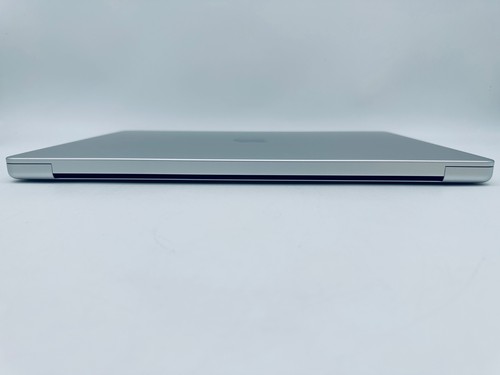 16-Inch Apple MacBook Pro M4 Pro 14-Core CPU 20-Core GPU 24GB, 512GB SSD, Silver - Afbeelding 11 van 24