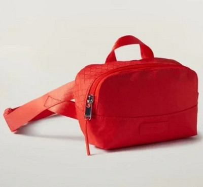 Athleta Excursion Mini Belt Bag - Orange crossbody or waist bag - NWT MSRP $49