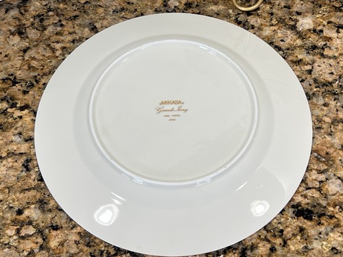 VTG 5 Pc Mikasa Grande Ivory 12 Chop Plate 10-7/8 Floral Porcelain Dinner Plates - Picture 20 of 23