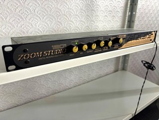 Zoom Studio 1201 Digital Rack Multi Effects Processor Reverb 2 Ch 1U 1/4"