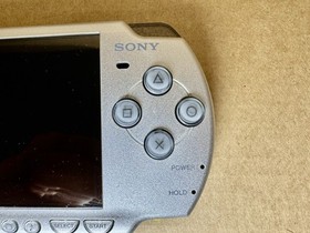 PSP 2000 Final Fantasy Custom Build! 128GB SD Card With Extras(READ DESCRIPTION)