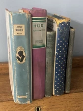 Vintage Children’s Books Set Of 5 - H001(Desk)