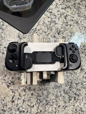Razor Kishi Gaming Controller For iPhone - V1 - Portable Joystick Smartphone