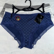 Rene Rofe Lingerie Women's 3 Pair Lace Trimmed Hipsters Sz Medium