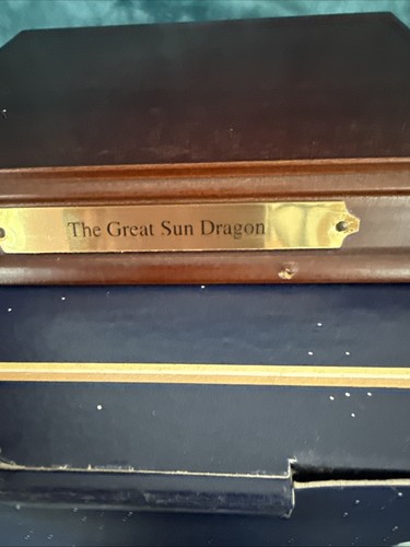 TUDOR MINT No 3326 THE GREAT SUN DRAGON WITH BOX - Picture 10 of 12