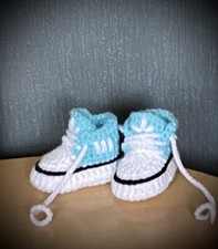 Crochet Newborn Baby First Shoes Booties Boots Slippers Trainers