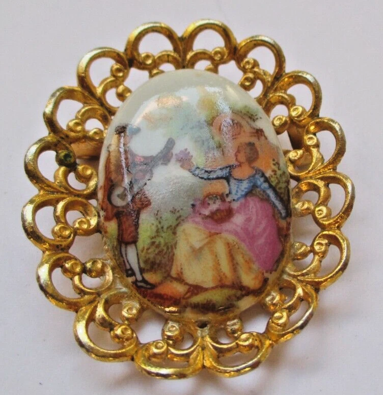 Broche Vintage Couleur Or - Camée Buste Féminin Ocre Et Beige - Bijou Fantaisie 636
