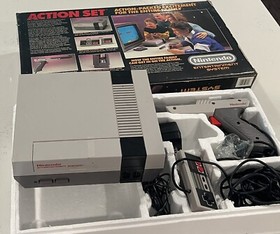 Console gioco Nintendo NES 1988 Action Set con scatola, completa