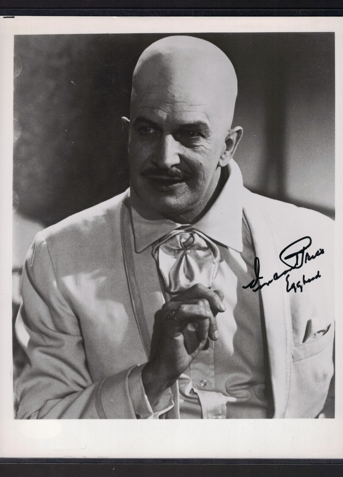 VINCENT PRICE EGGHEAD AUTOGRAPHED 8x10 BATMAN PHOTO SIGNED & INSCRIBED w/JSA COA