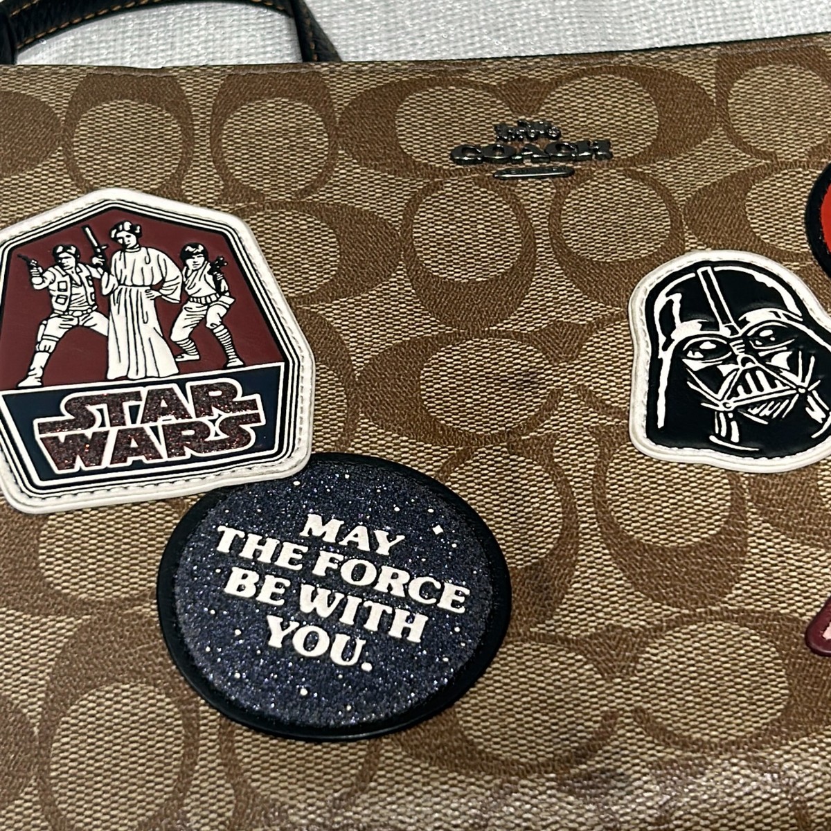 COACH コーチ × STARWARS スター・ウォーズ ポーチ ブラウン COACH コーチ × STARWARS スター・ウォーズ ポーチ ブラウン