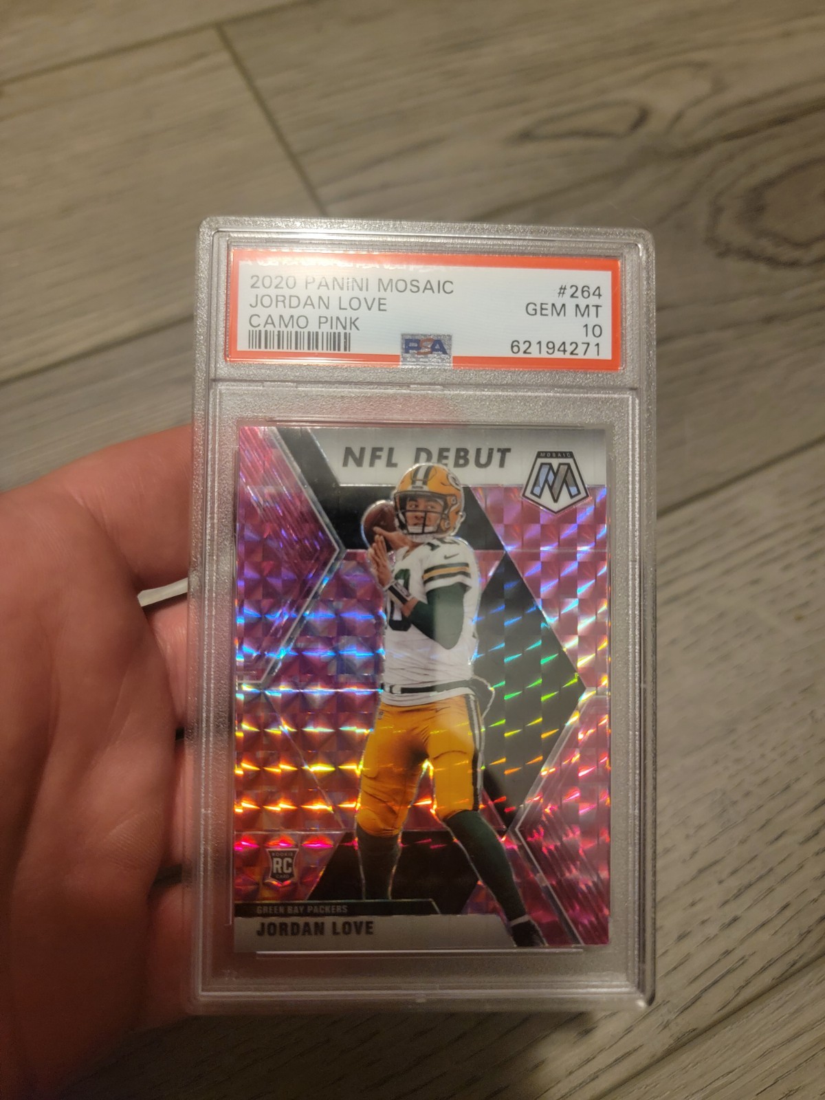 2020 Panini Mosaic - Camo Pink Prizm #211 Jordan Love (RC) PSA 10 GEM MT