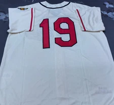 VINTAGE Bob Feller #19 Indians Throwback Cream Sewn Stitched Jersey.