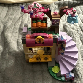Lego The Secret Market Place 41176 Elves 100% Complete with Instructions no Box