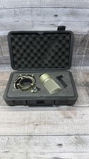 MXL 990 Condensor Microphone With Shock Mount And Hard Case