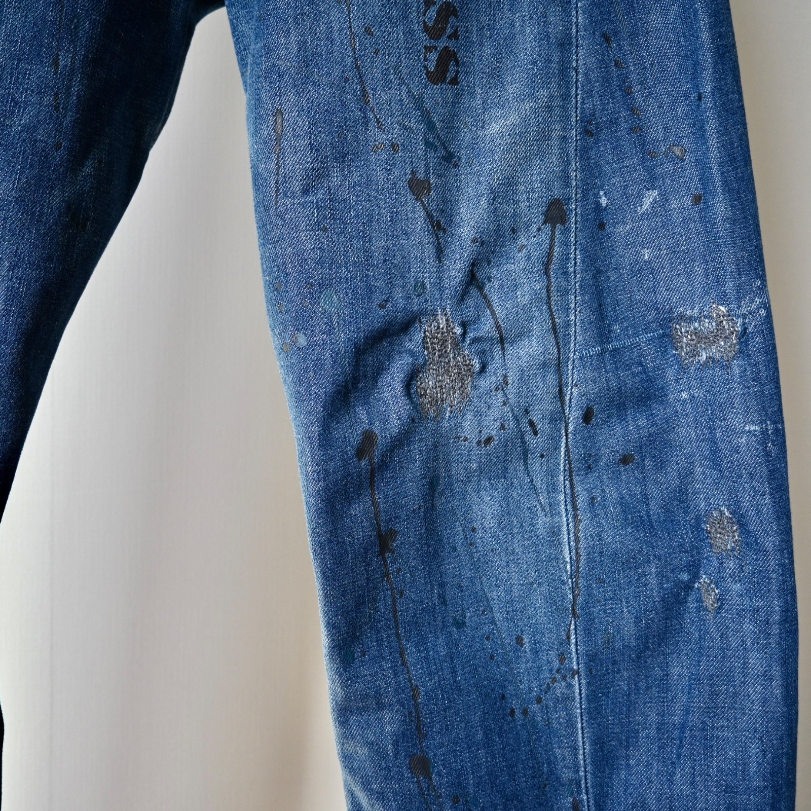 RARE, Vintage 2000s Levi's Europe 3D cut painted jeans, 30 x 32, engineered image 10