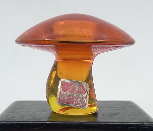 Vintage Viking Art Glass Mushroom Paperweight in Persimmon Orange W/Sticker