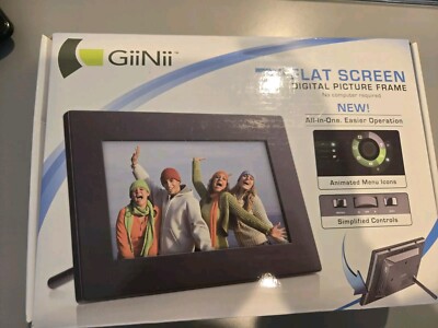 GiiNii 7'' flat screen digital picture frame