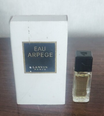 Eau Arpège de Lanvin Perfume Extract 2ml. label. Box a little worn. Plein