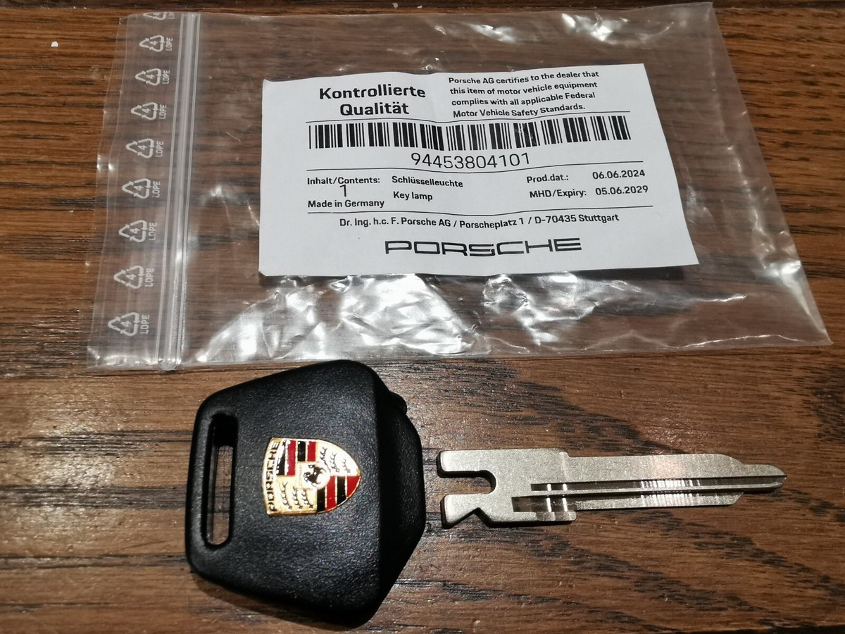ポルシェ911キー Genuine Porsche 911 930 964 993 key blank with head fob led