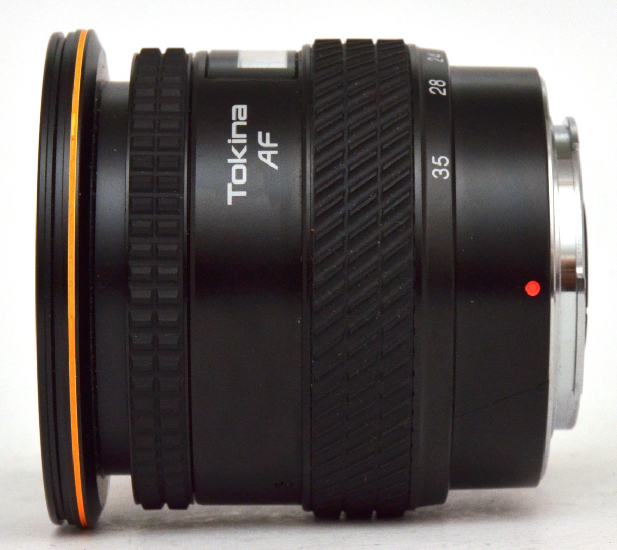 Tokina AF 20-35mm Lens f⁄3.5-4.5 Minolta - Sony Mount Review 