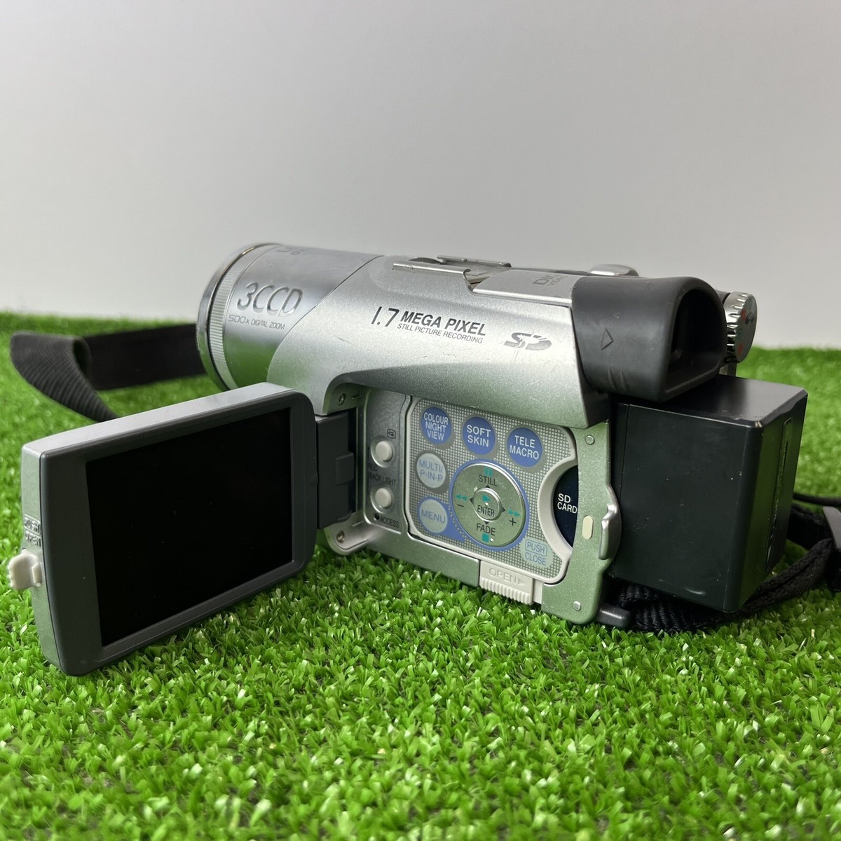 Panasonic GS120 Camcorder - Silver for sale online | eBay Panasonic GS120 Camcorder - Silver for sale online | eBay