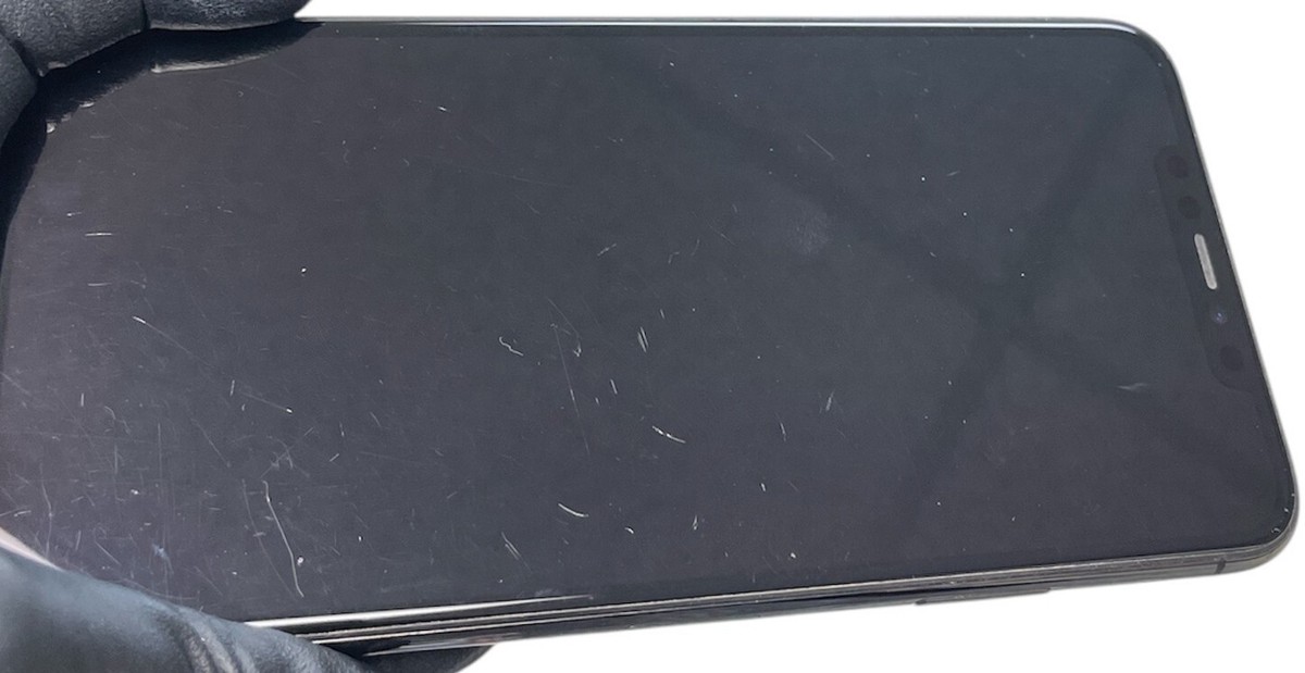 iPhone11pro, Space Gray, 256GB  EarPods付 Amazon.com: Apple iPhone 11 Pro, 256GB, Space Gray - Fully