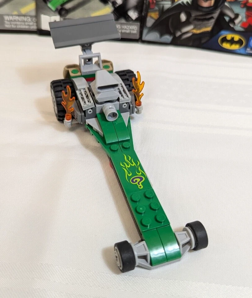 LEGO SUPER HEROES 76012 BATMAN: The Riddler Chase (08a) - Image 3 of 4